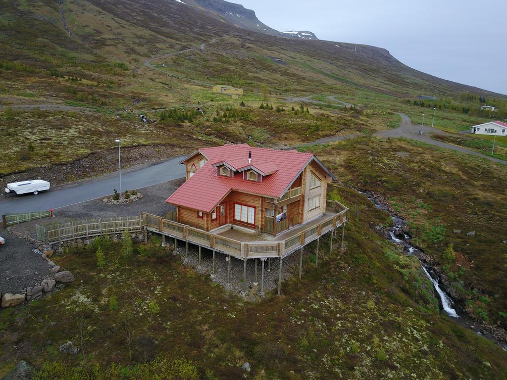 Family Home Faskrudsfjordur Exteriér fotografie